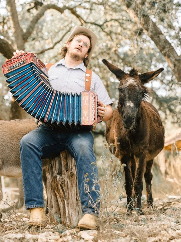 Willi Carlisle, 2026 Alaska Folk Festival Guest Artist